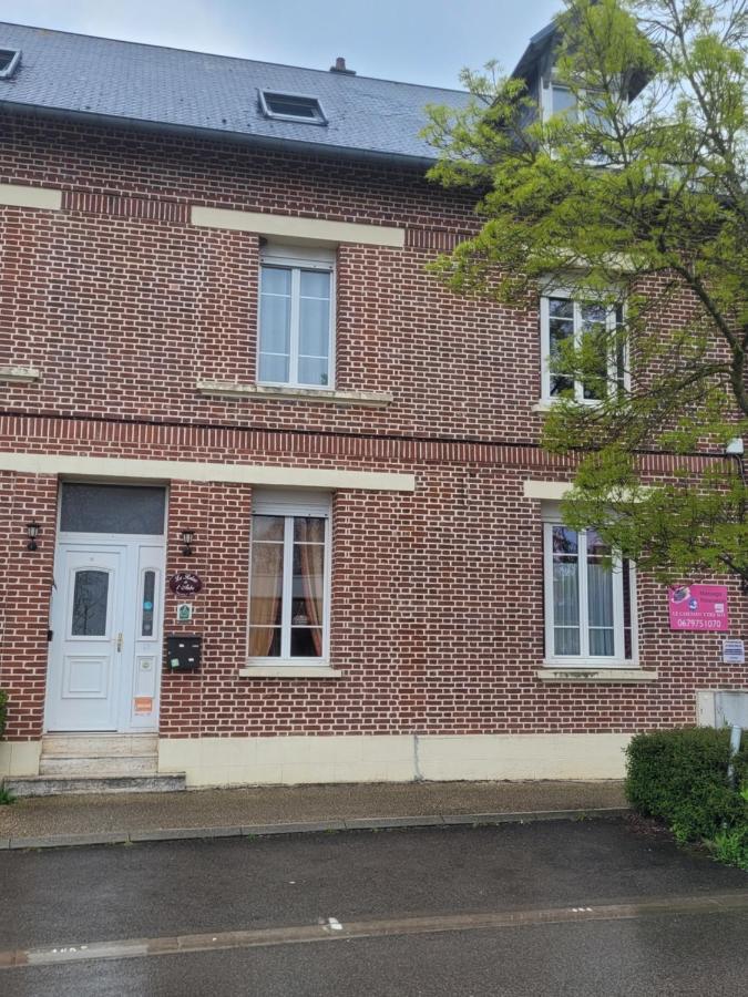 Le Relais De L'Aube Hotell Villers-Bretonneux Exteriör bild