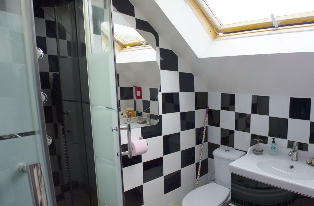 Le Relais De L'Aube Hotell Villers-Bretonneux Exteriör bild